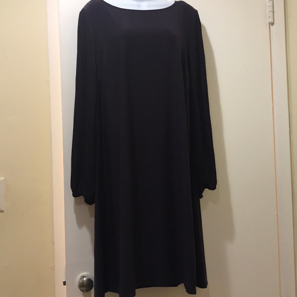 Dress (plum color)